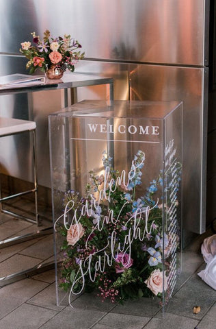 perspex-box-welcome-sign-wedding