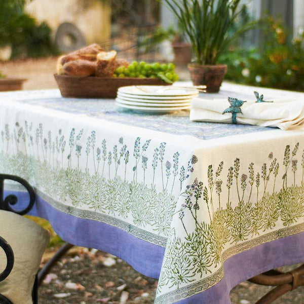 Table Runners for Round Tables: Find The Right Table Runner