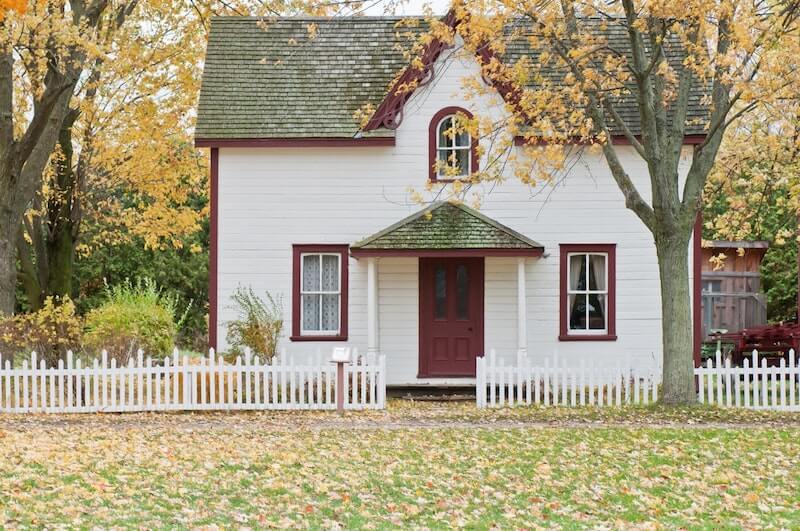 ranch home vinyl vs laminate flooring