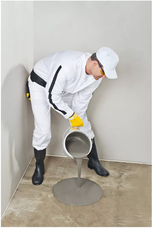 applying floor leveling compound