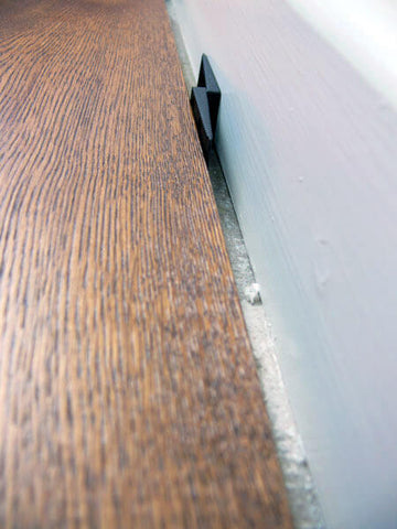 Wood floor expansion gap