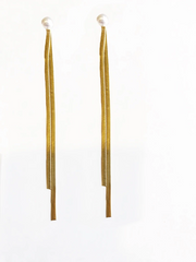 Shoulder brush earrings