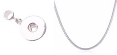 Snake white chain pendant 