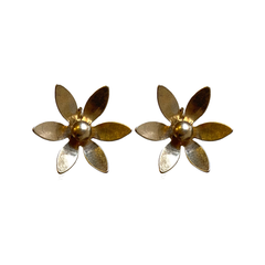 Clip on flower earrings