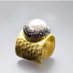 Paved Pearl And Gold Ring 