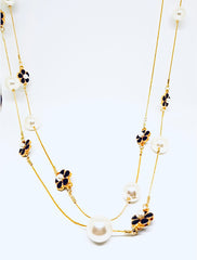 Pearl and Flower Layered Necklace