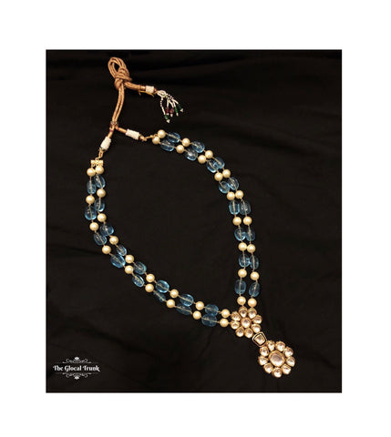 https://www.theglocaltrunk.com/products/patrani-kundan-beads-pearl-long-necklace