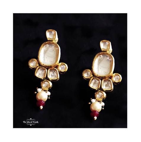 https://www.theglocaltrunk.com/products/rajwada-royal-kundan-earrings