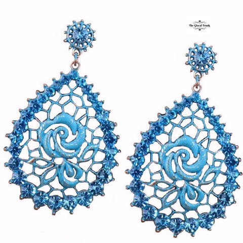 https://www.theglocaltrunk.com/products/mosaic-metal-rose-earrings-blue