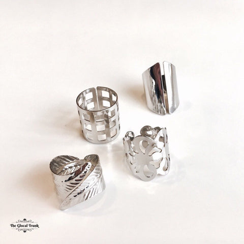 https://www.theglocaltrunk.com/products/silver-sand-set-of-4-rings-white