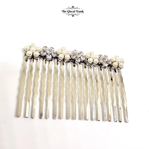 https://www.theglocaltrunk.com/products/crystal-and-pearl-flower-vintage-hair-comb