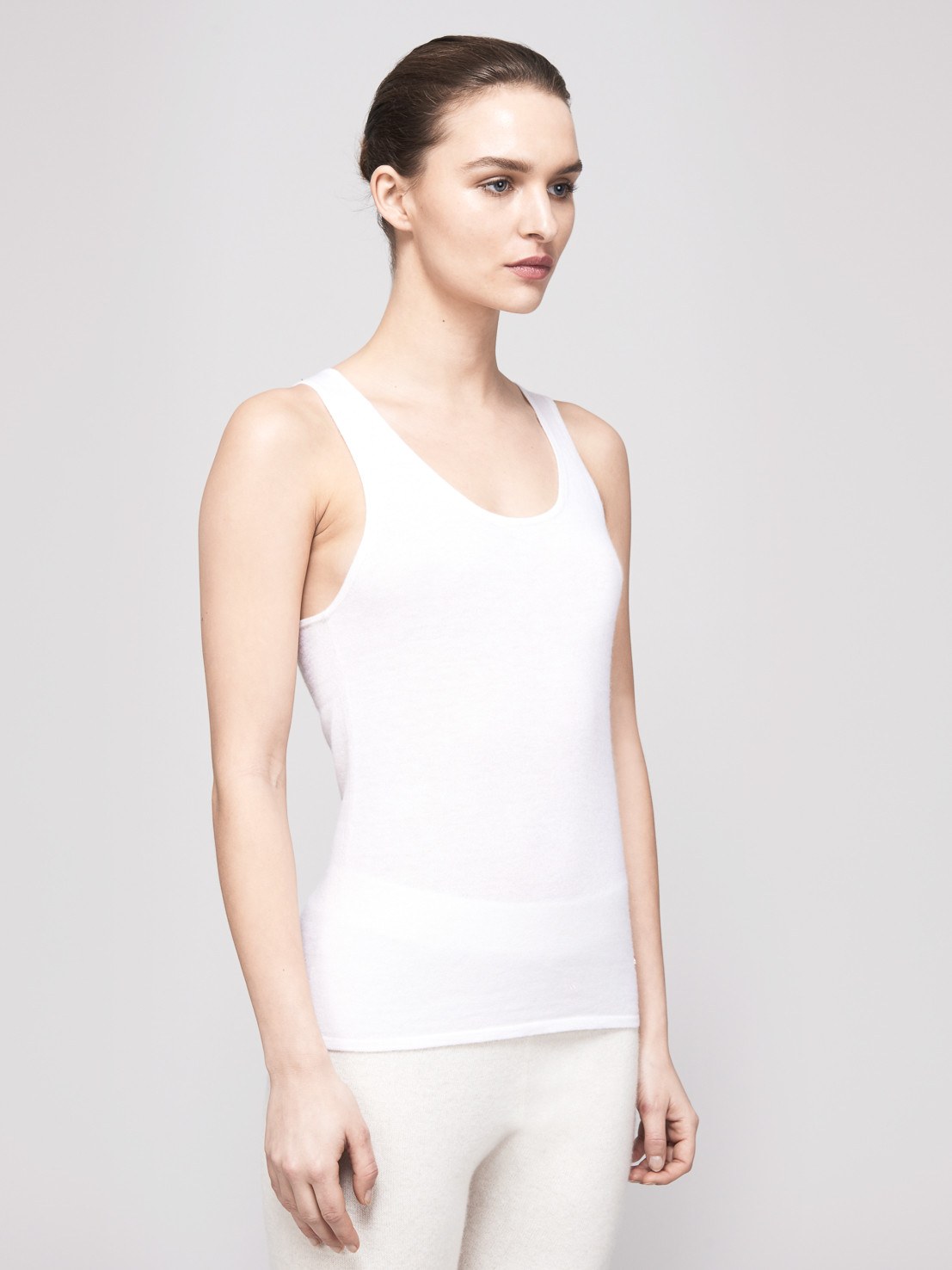 cashmere sleeveless top