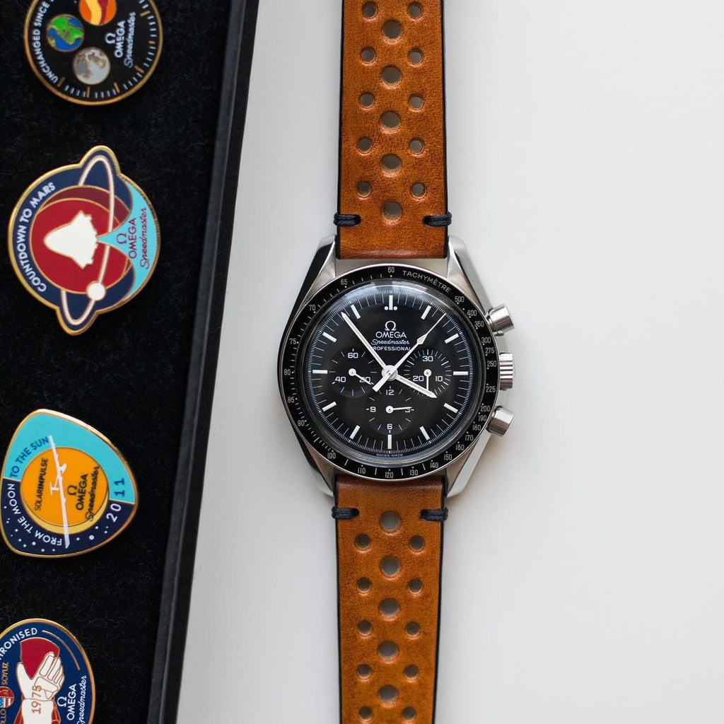 Omega Speedmaster Strap Guide - Two Stitch Straps