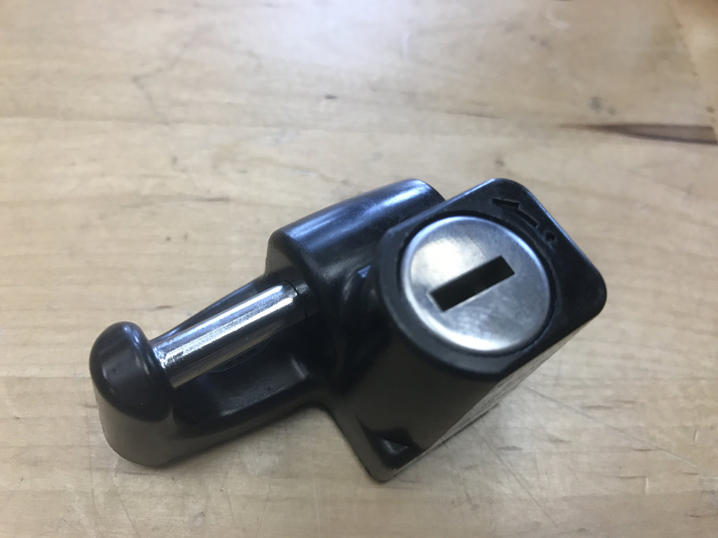 ruckus helmet lock