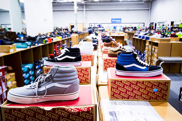 vans shoe warehouse