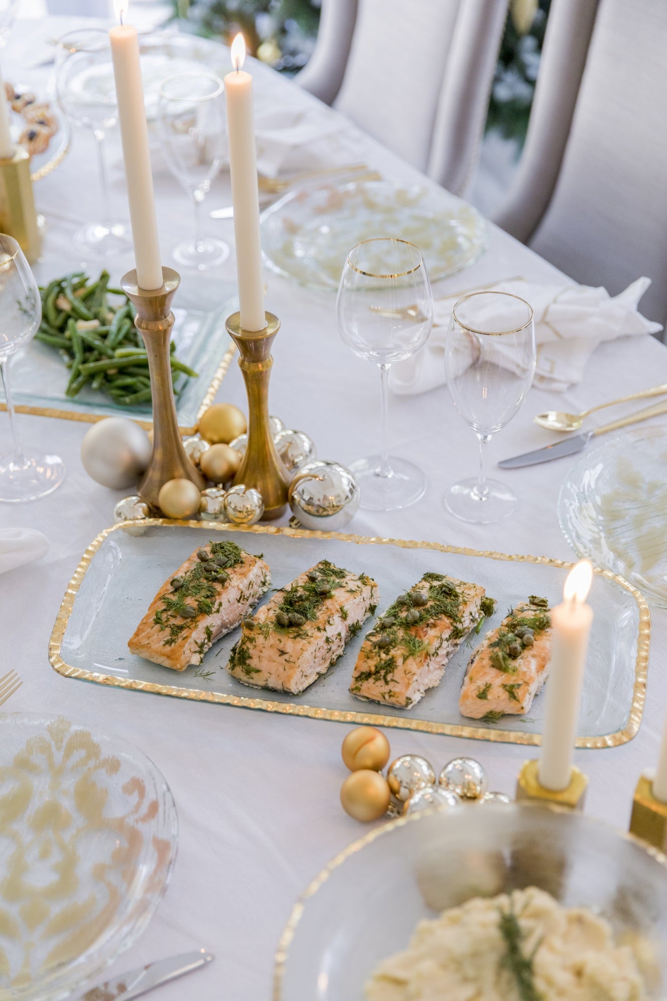 Edgey serving platter with a 24k gold band, luxury tableware