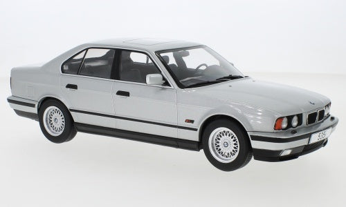 Model Car Group 18158 BMW 5 Series (E34) Silver