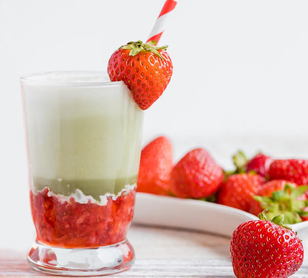 Easy Strawberry Matcha Latte Cold Drink
