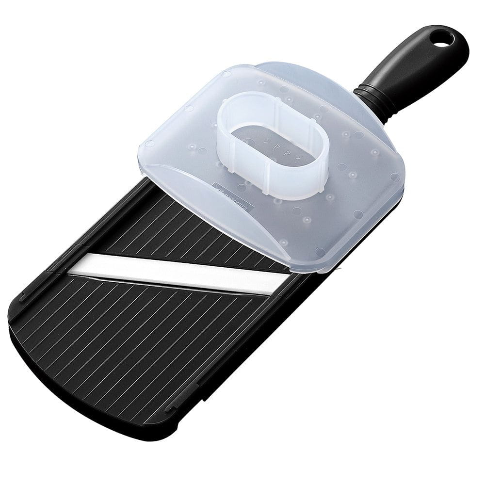 https://cdn.shopify.com/s/files/1/1416/1268/products/kyocera-ceramic-double-edged-mandolin-slicer-with-handguard-black-38729594470615.jpg?v=1673922823&width=1000