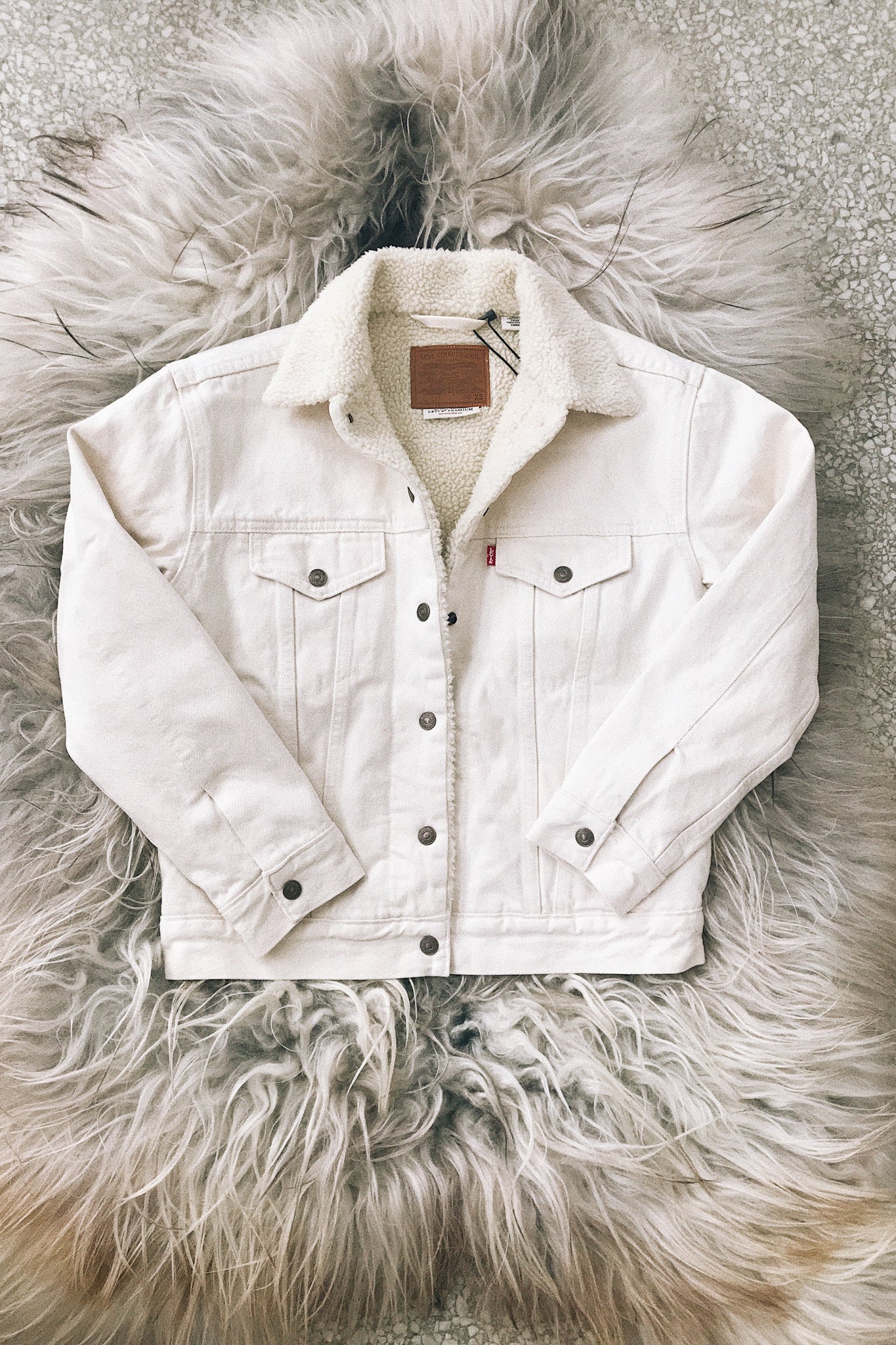 levi's boyfriend sherpa trucker jacket