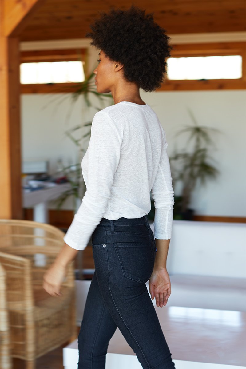 Crewneck Top in White Linen