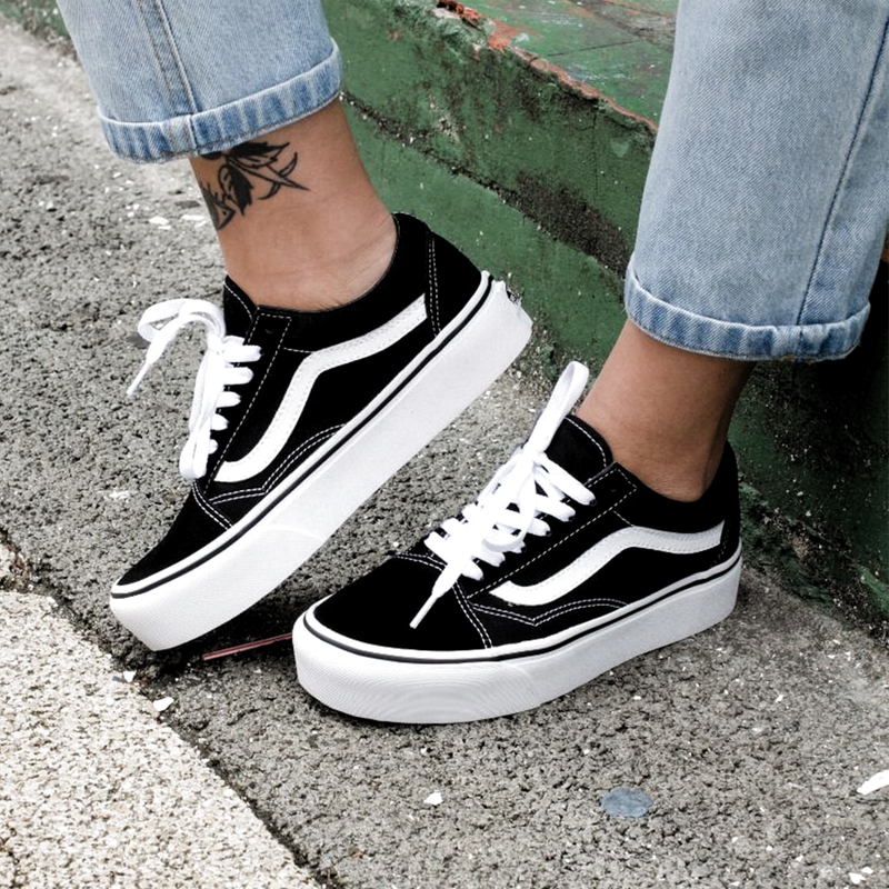 VANS OLD SKOOL DAMA PLATAFORMA NEGRO 