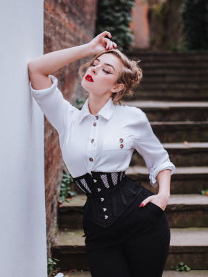 Love wearing a shirt under a corset #everydaystyle #fy #fyp