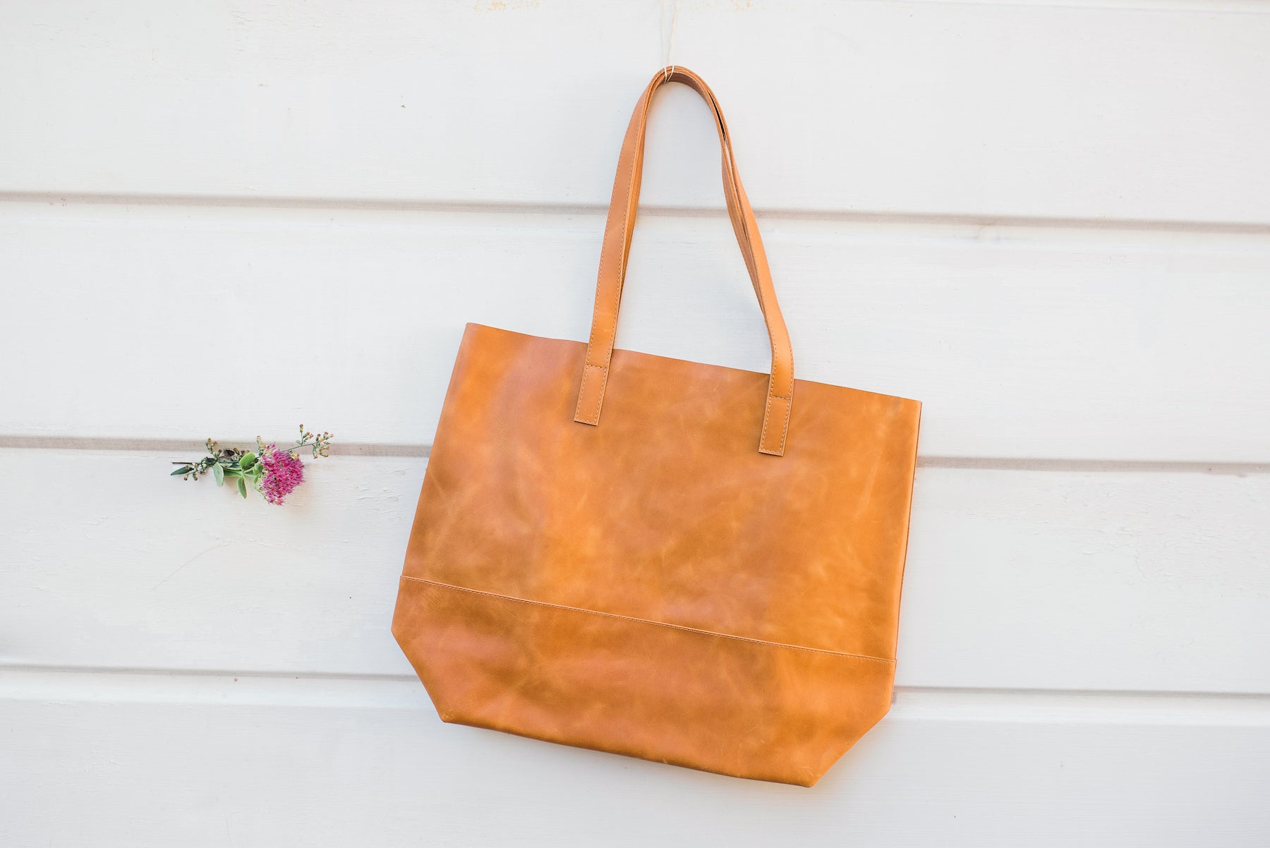 mamuye leather tote