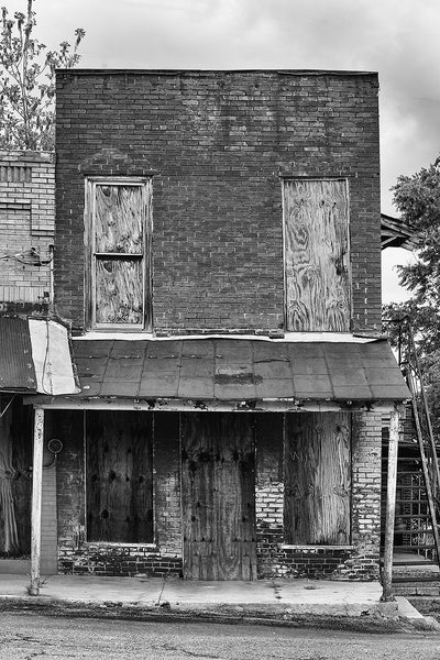 Abandoned Brick Building - Adams, Tennessee (RQ0A5235)