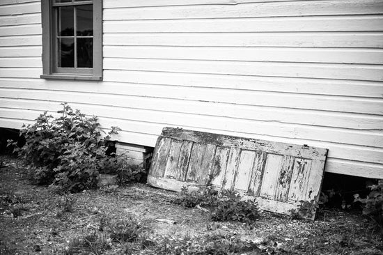 Black and white photographs of old doors and antique keys – Keith