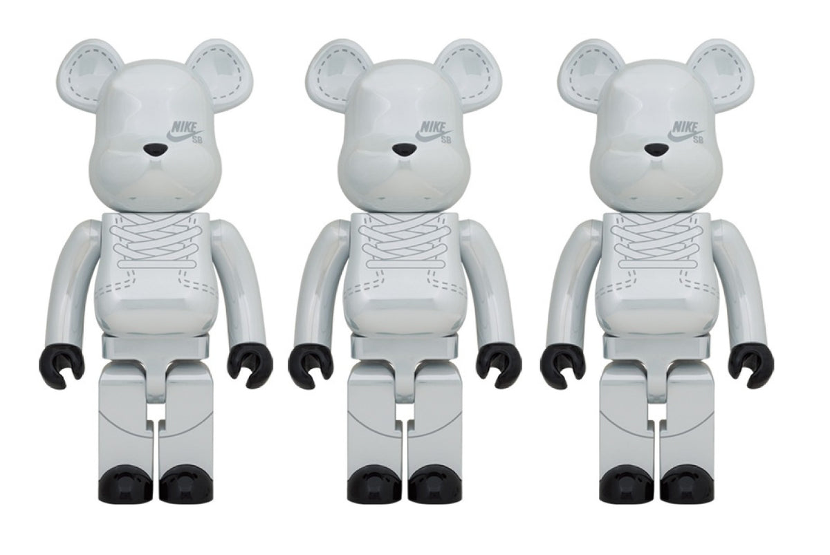 nike x bearbrick