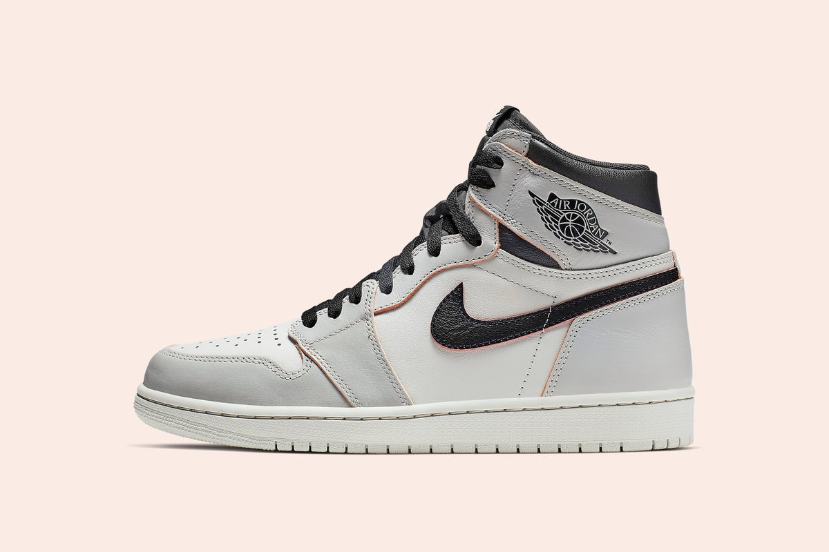 light bone jordan 1 sb