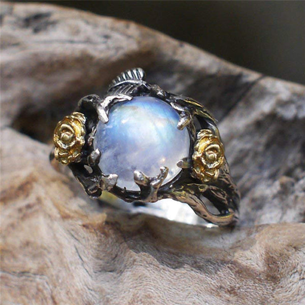 Vintage Moonstone Ring – Introvert Palace