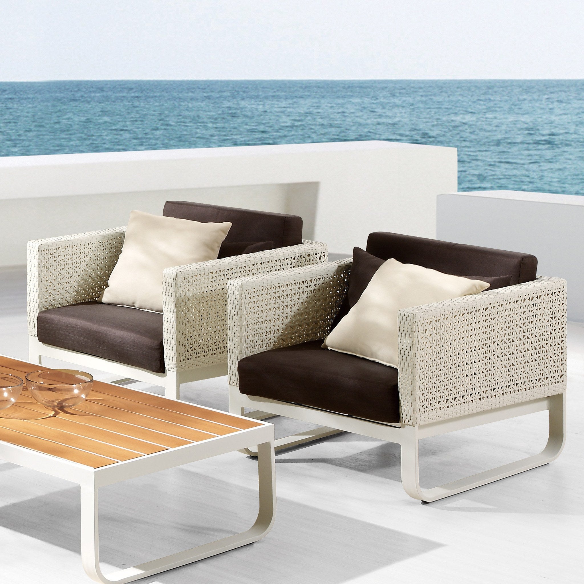 Contract quality outdoor lounge chair | TB Outdoor Design | Outdoor