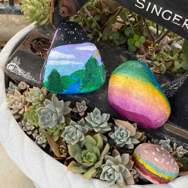 Hero Kids Crafty Hour: Glimmer Rock Painting