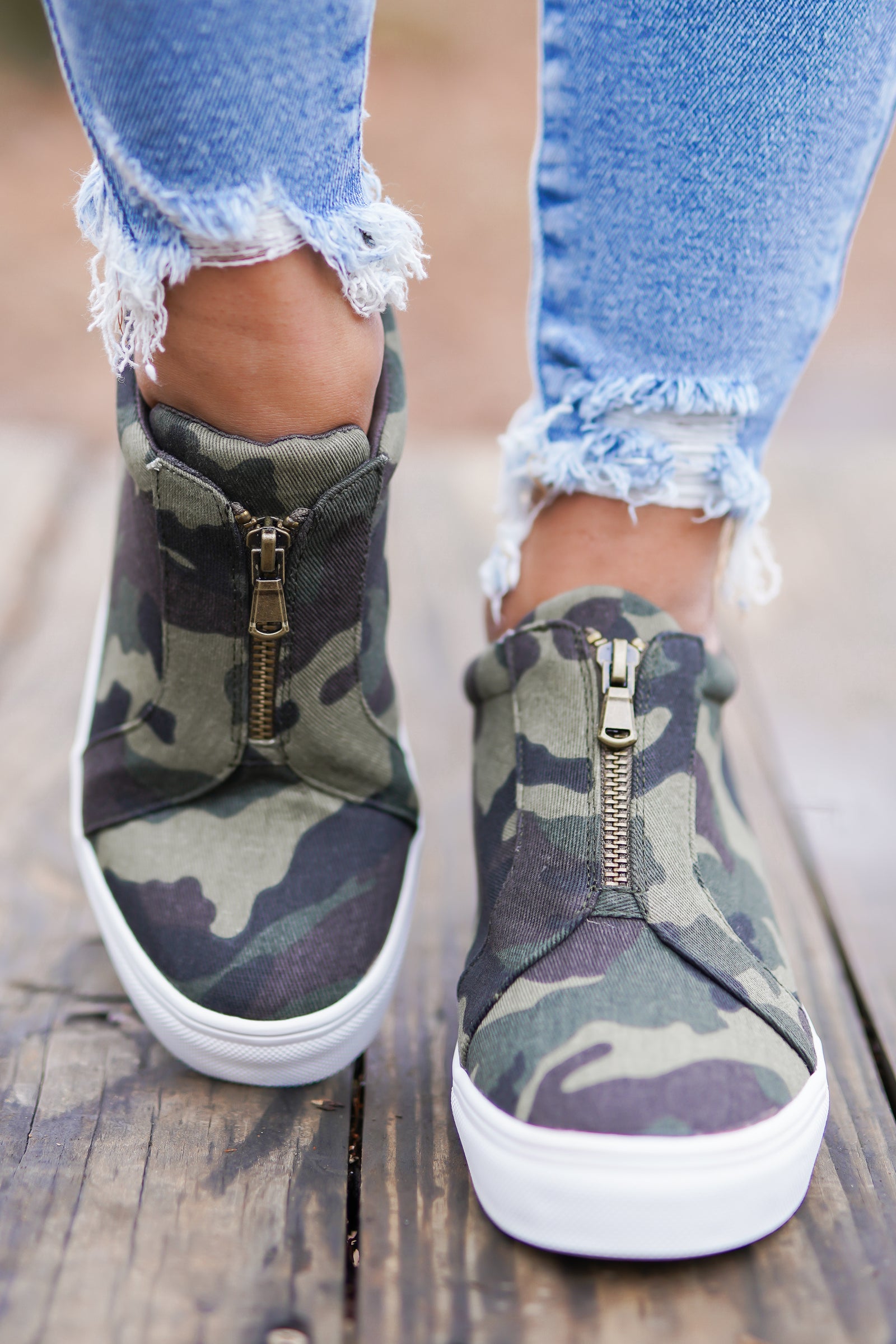 wedge sneakers boutique