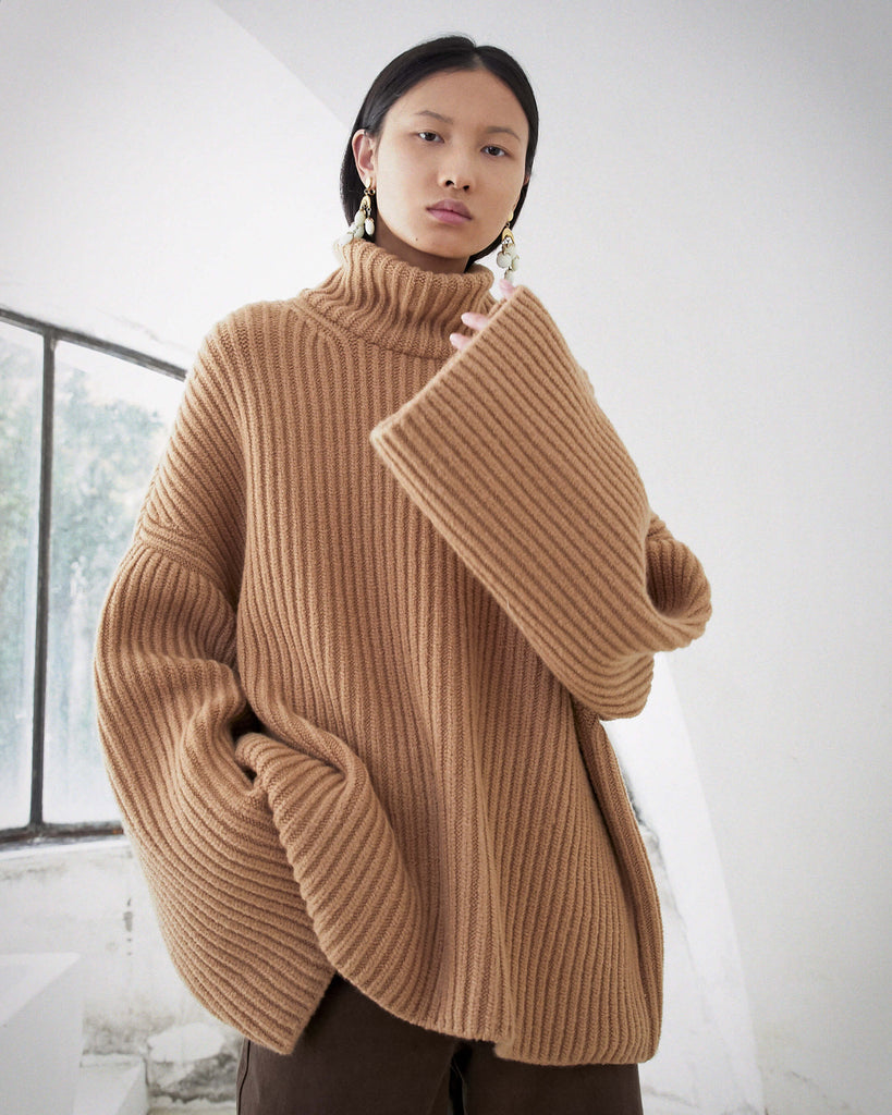 RAW - Chunky knit turtleneck sweater - Camel – Nanushka