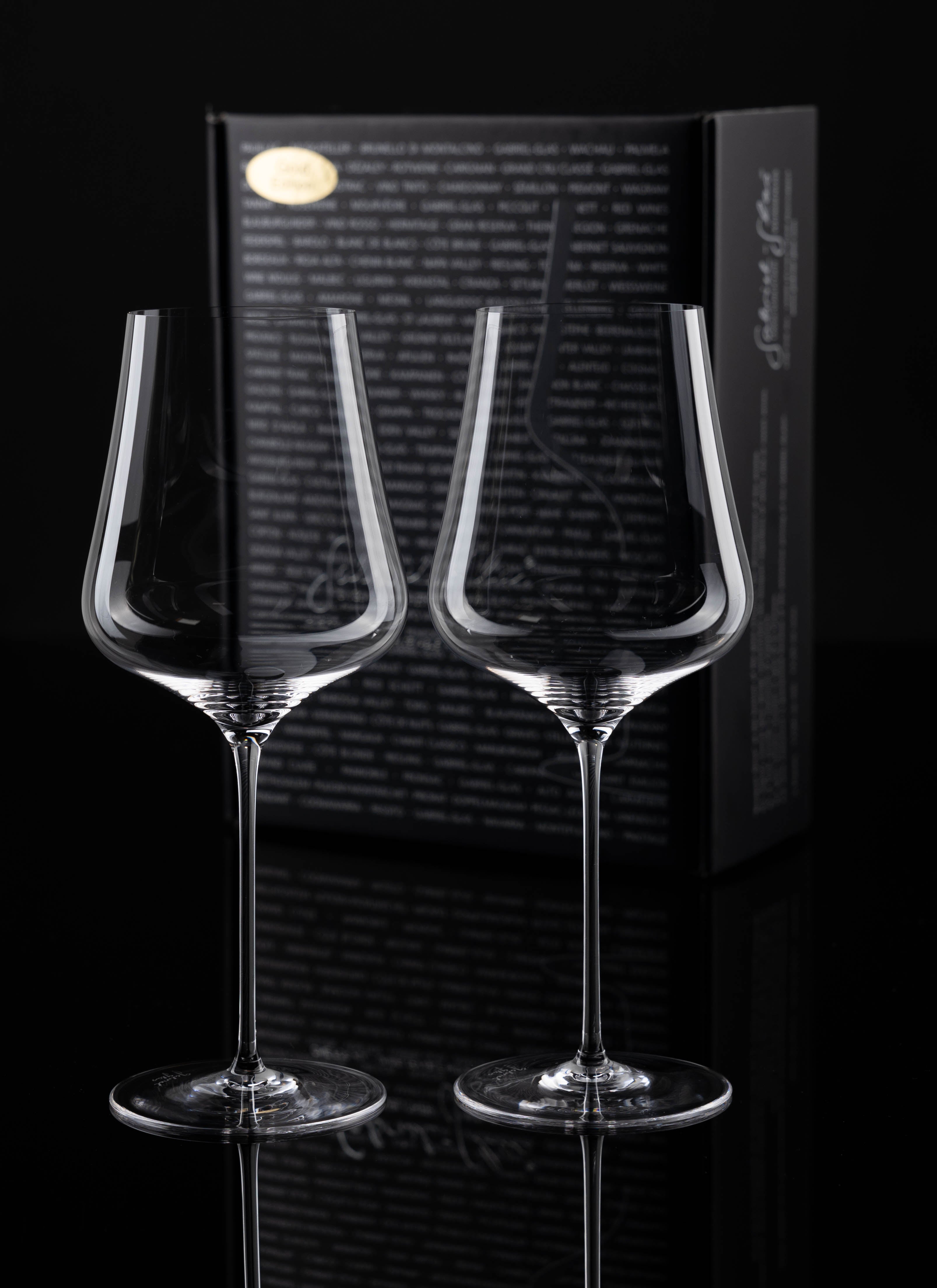 Gabriel Glas - Mouth-Blown Austrian Crystal Wine Glass - Gold Edition (Set of 2)