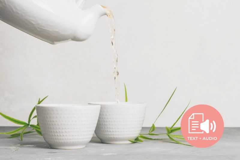 https://cdn.shopify.com/s/files/1/1423/7286/articles/10_green_tea_mistakes_Don_t_do_these_10_mistakes_when_brewing_green_tea.jpg?v=1688053635