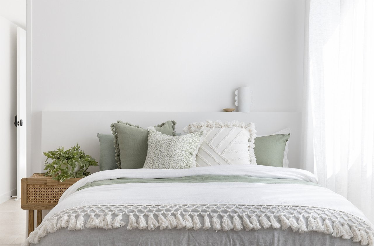 calming green and white summer bedroom