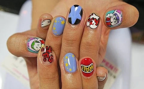 nails brush arts