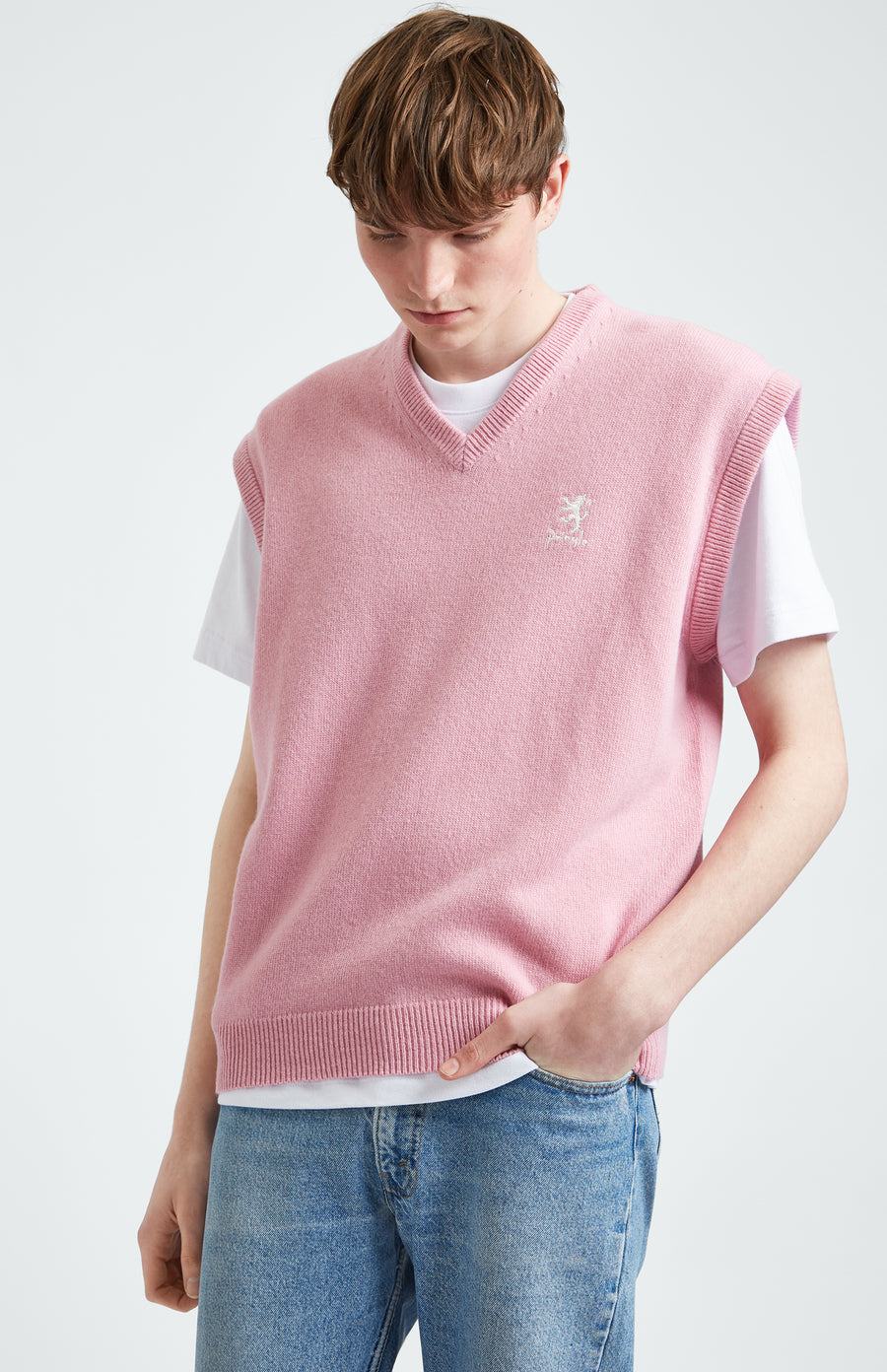 V Neck Sleeveless Jumper In Pink With Contrasting Lion Logo