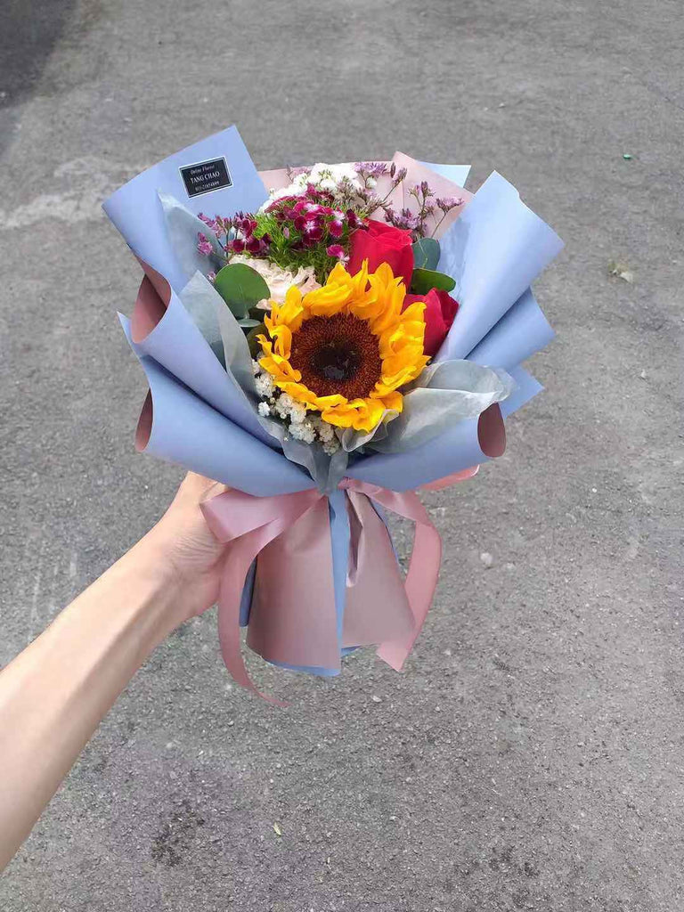 Johor Bahru Congratulations Flowers Delivery - Isabella Flower Stand (Johor Bahru Delivery) | Giftr ... : Send flowers & gifts to johor bahru malaysia.