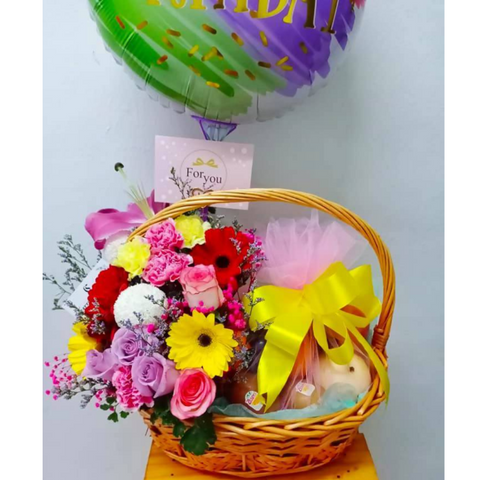 Mix chocolate box bouquet with bubble balloon Surprise delivery area KL,  Selangor & Johor Bahru Whatsapp untuk order:…