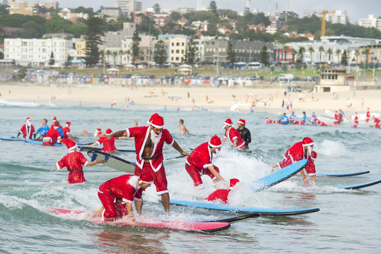 Bondi Beach Santas, 2015