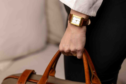 The Elegance of Square Watches for Ladies - Söner Watches