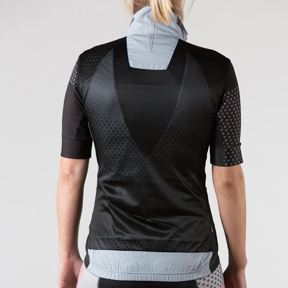 Download Venture Cycling Wind Vest Peach - Entrix Sport