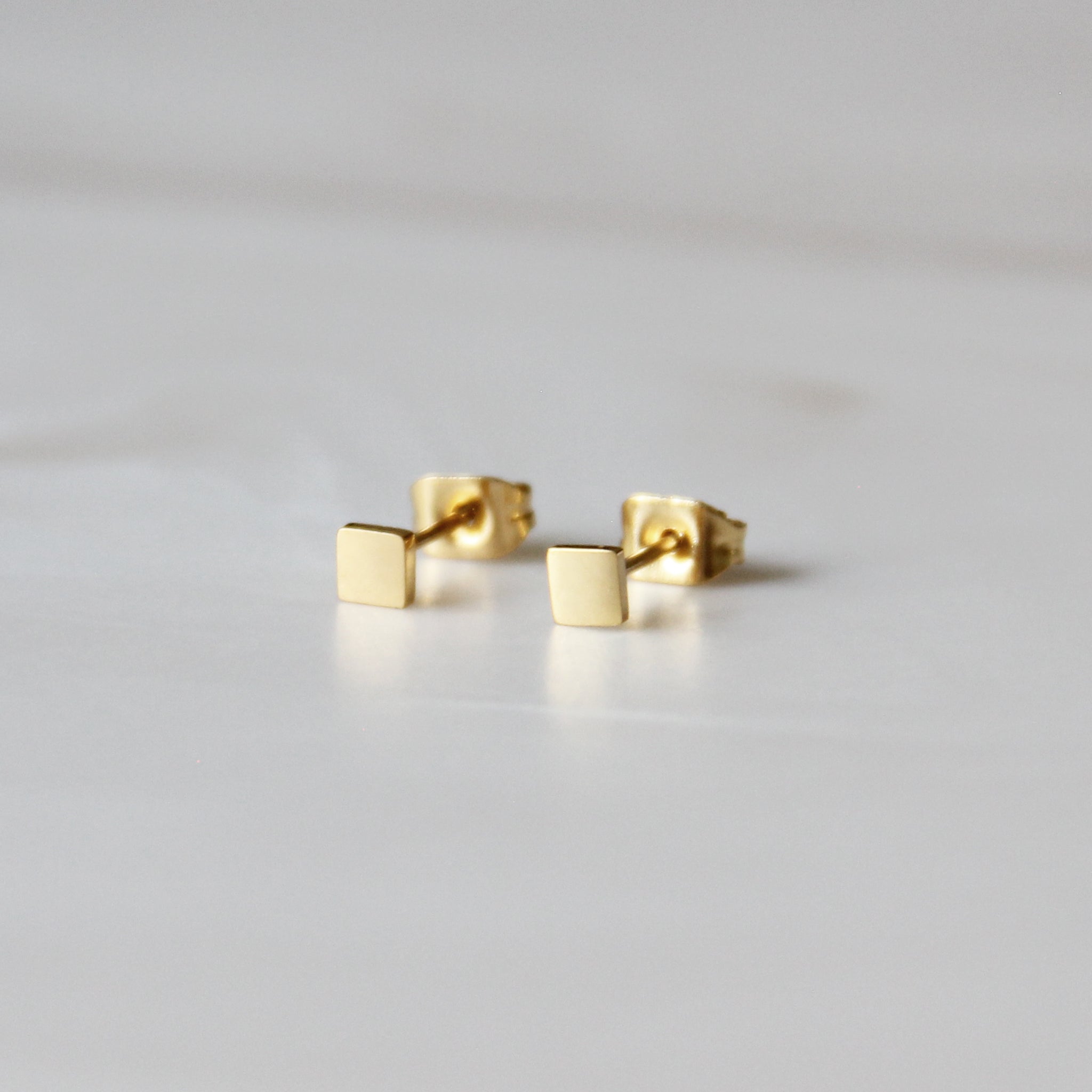 SQUARE STUDS