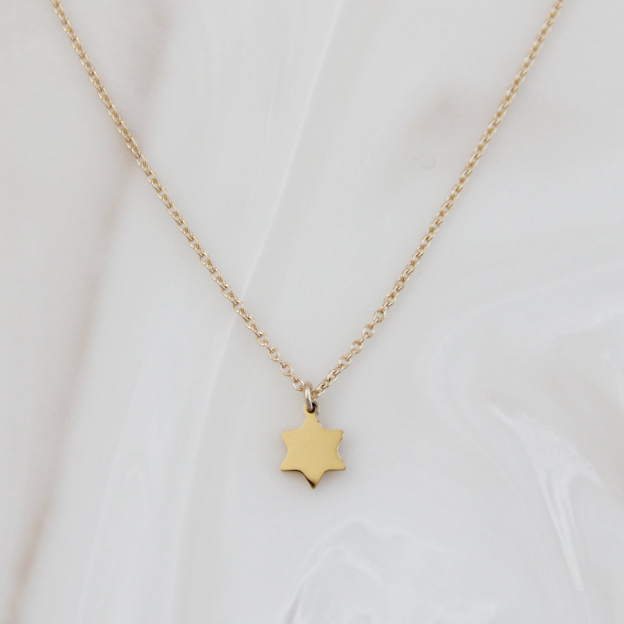 STAR OF DAVID NECKLACE