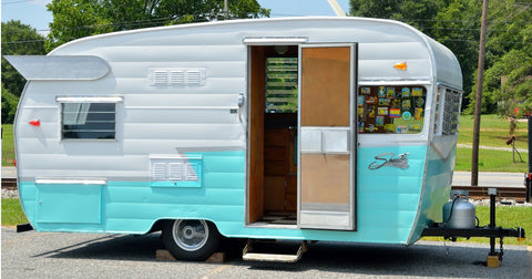 blue vintage rv 